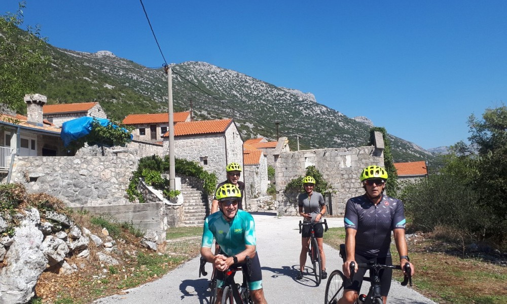 Road bike trip from Dubrovnik to Herzegovina & back